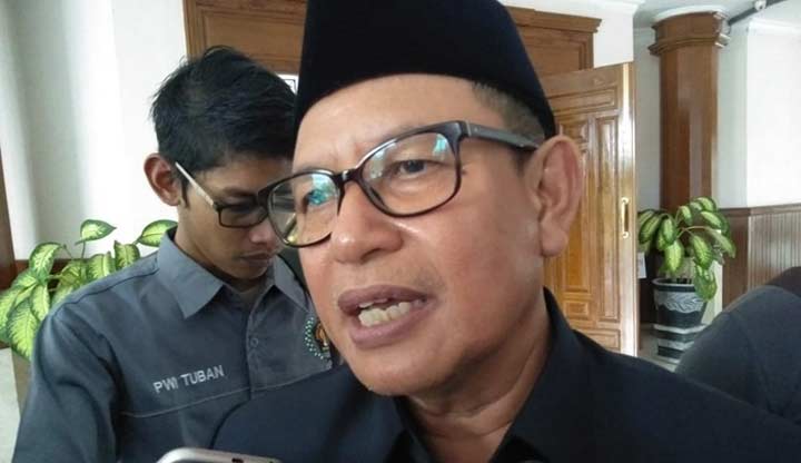 Jalan Ambles di Singgahan-Montong Tuban Diperbaiki Tahun Ini