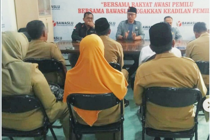 Pakai Atribut Parpol, Bawaslu Probolinggo Panggil 8 Perangkat Desa