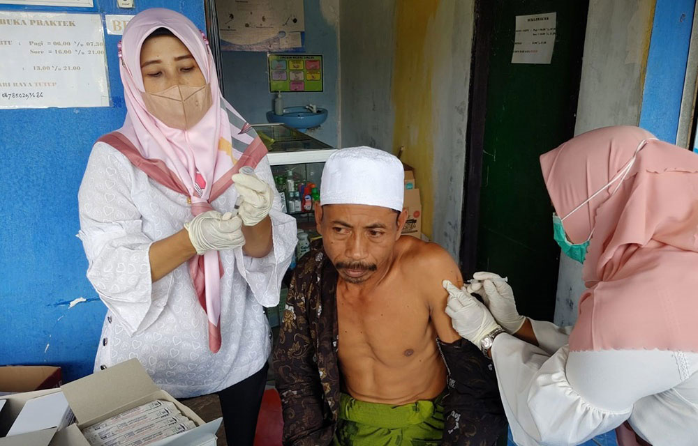 Miskomunikasi, Vaksinasi di Desa Lergunong Bangkalan Hampir Gagal