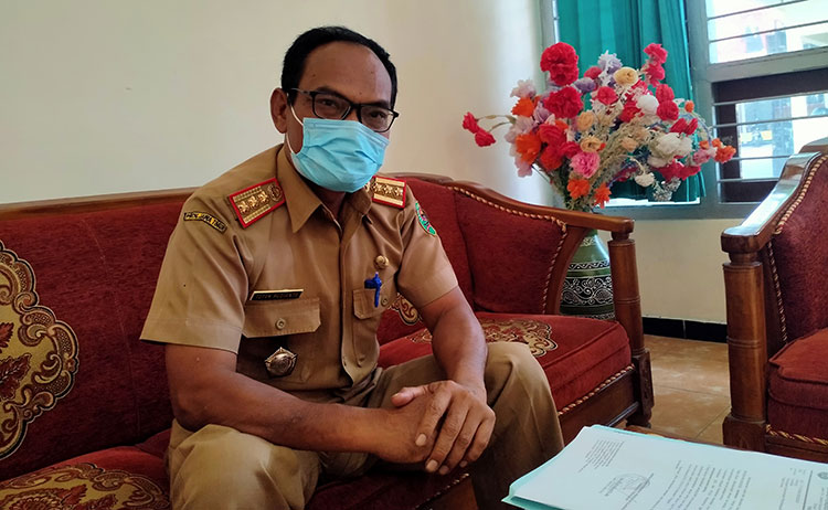 Kepala Dinas Pendidikan Pemuda dan Olahraga Kabupaten Trenggalek, Drs. Totok Rudijanto, M.M. (foto: HERMAN/ BANGSAONLINE)