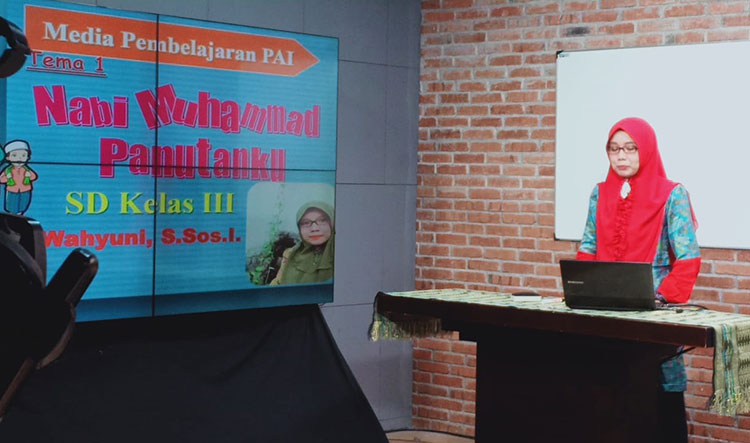 Pelajar SD dan SMP di Surabaya Sudah Bisa Menikmati Pembelajaran Melalui Televisi