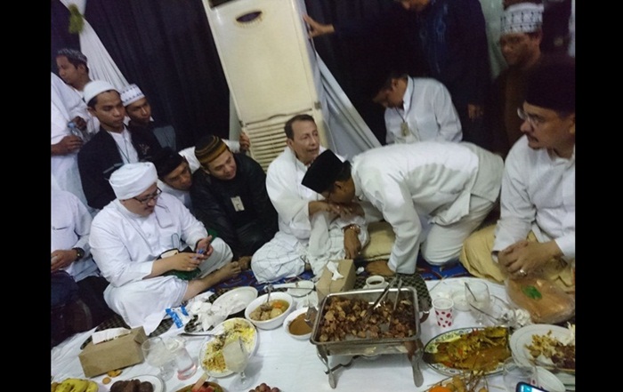 Gus Ipul Minta Doa Khusus Habib Lutfi di Haul Agung Sunan Ampel