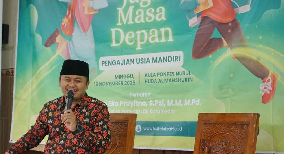 Ketua Pemuda LDII Kota Kediri, Asyhari Eko Prayitno, saat menjadi narasumber. Foto: Ist