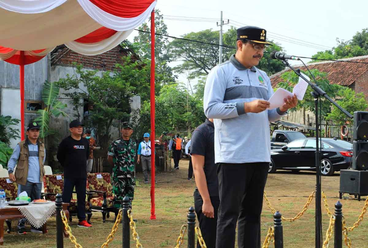 Wali Kota Pasuruan Pimpin Apel saat Peringatan Hari Bakti PU ke-77