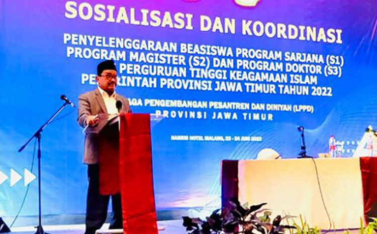 Prof. M. Mas