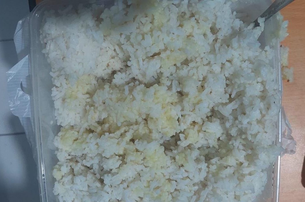 Nasi yang digunakan untuk menyelundupkan pil LL