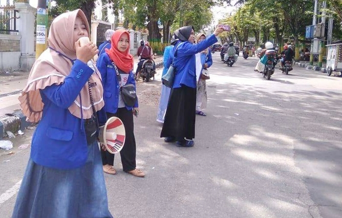 Kopri Pamekasan Peringati Hari Kartini dengan Orasi