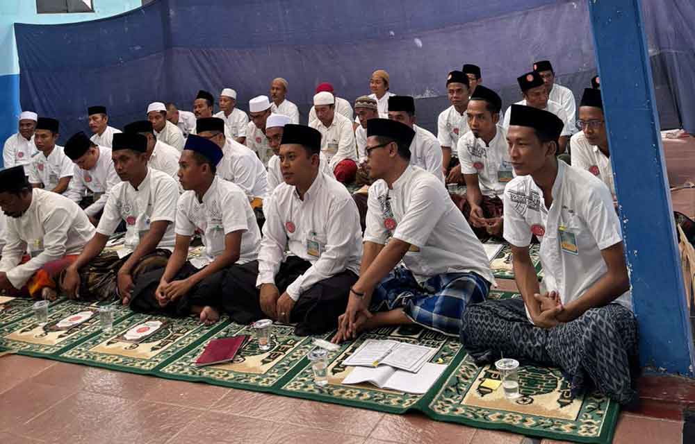 Puluhan warga binaan saat mengikuti sertifikasi guru ngaji yang digelar Lapas Kelas IIA Pamekasan. 