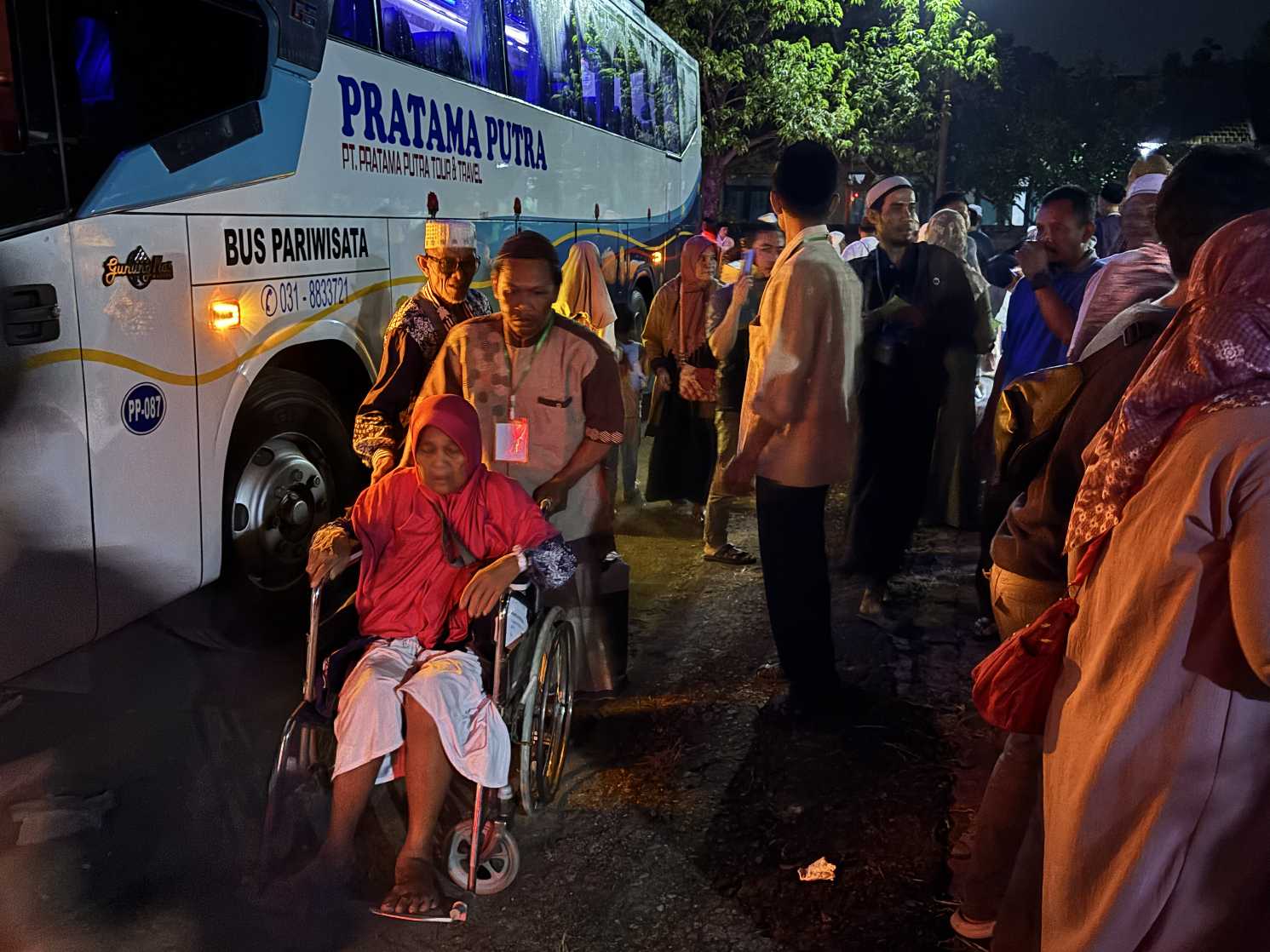 Jemaah haji asal Tuban tiba di Kompi Senapan C Tuban