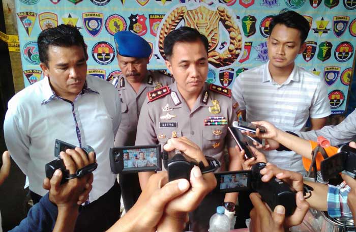 Kapolres Pacitan AKBP Setyo Kus Heriyatno saat memberikan keterangan pers.