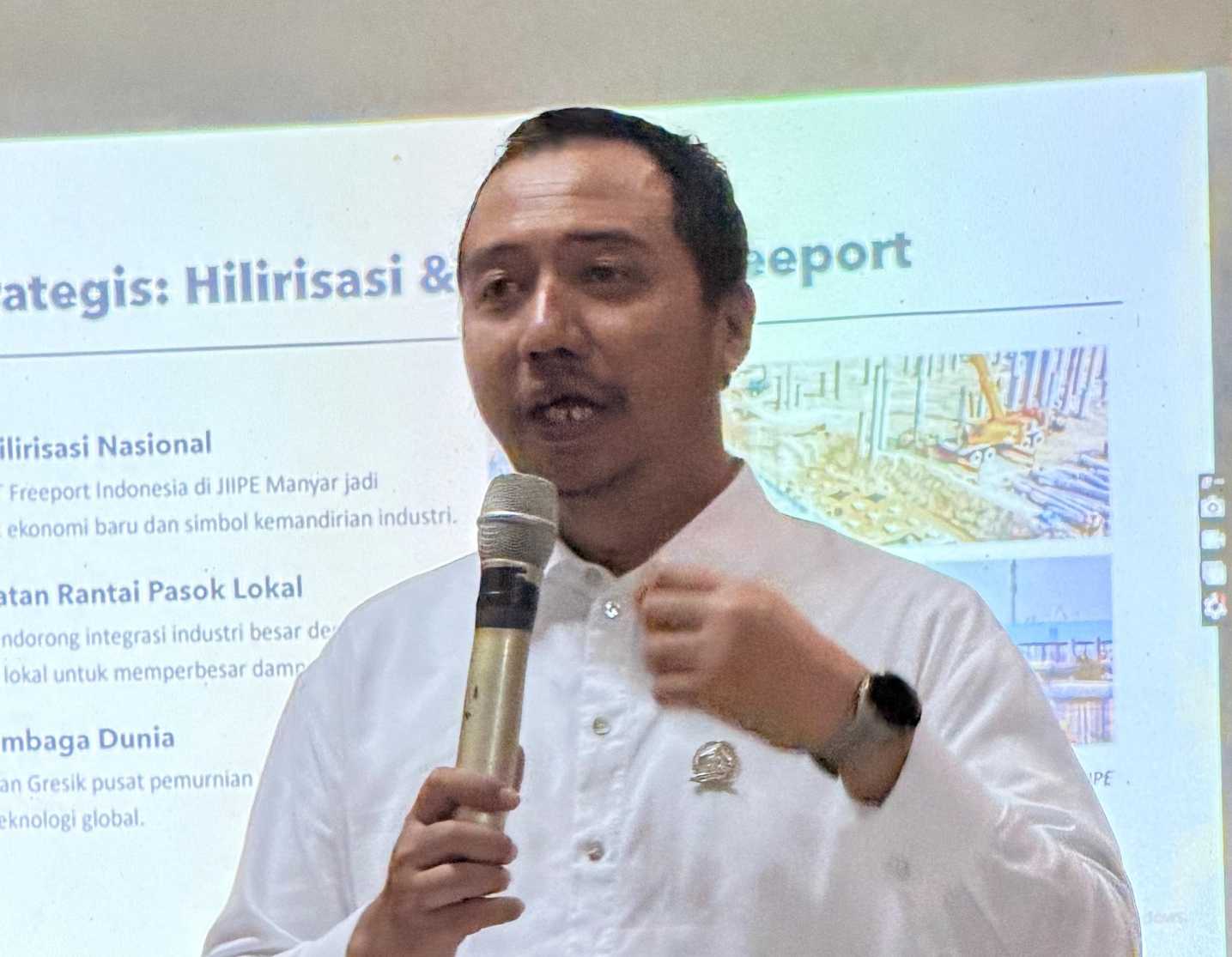 Dimas Setio Wicaksono