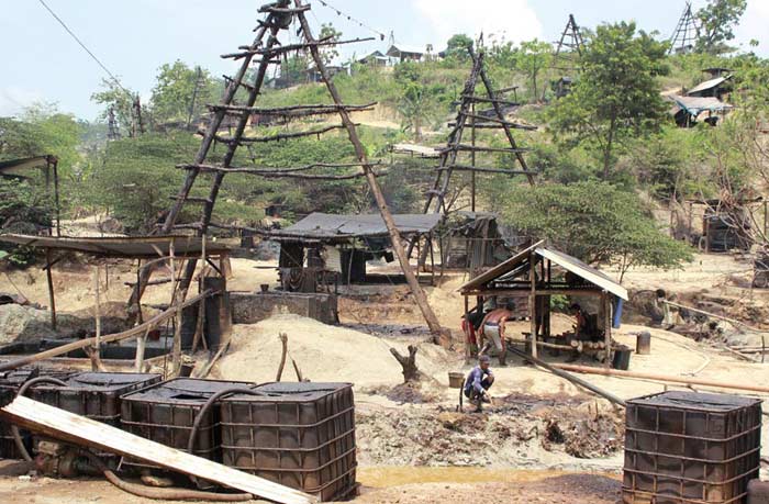 Dinas ESDM Bojonegoro Bakal Tertibkan Penambang Minyak di Sumur Tua Kedewan