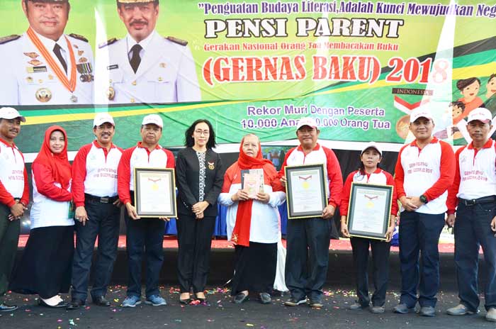 Gernas Baku Sidoarjo Pecahkan Rekor MURI Urutan ke-8451