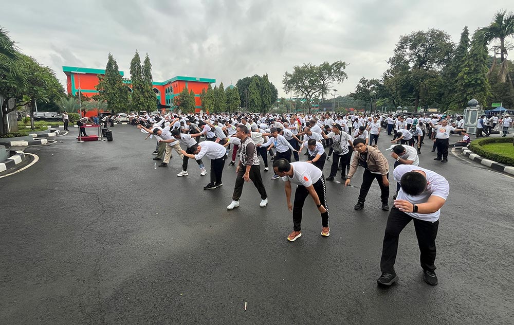 PPIH melakukan pelemasan usai fun walk. Foto: MCH 2026