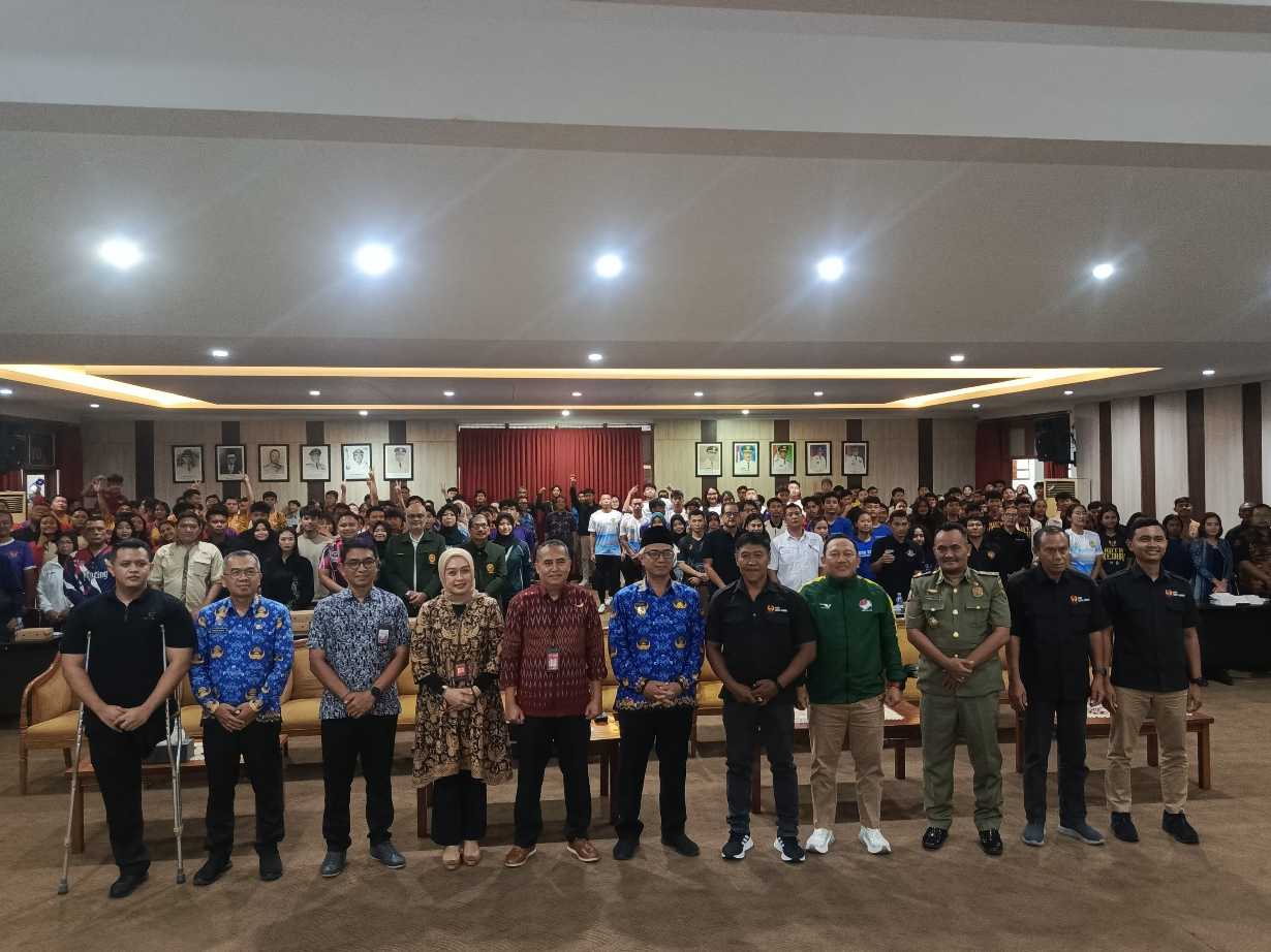 Wakil Wali Kota Kediri Gus Qowim bersama jajaran pengurus Koni Kota Kediri. (Ist)