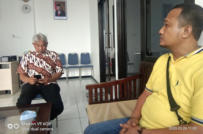 Ketua DPD Jawapes  Wawan Setiyawan saat ditemui Ketua 1 KPSP SK Sulistiyo (kiri).