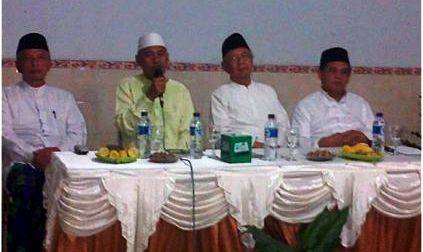 Dari kiri ke kanan: KH Abdurrahman Usman, KH Hisyam Syafaat, KH Salahuddin Wahid, dan KH Masykur Ali. Foto: BangsaOnline.com