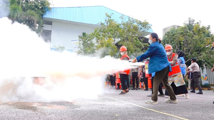 Sambut Bulan K3 Nasional, PLN Gelar Simulasi Tanggap Darurat