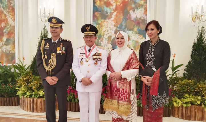 Mendagri Tito Karnavian usai menerima penghargaan Darjah Utama Bakti Cemerlang atau "The Distinguished Service Order" di Istana Singapura, pada Rabu (15/1).