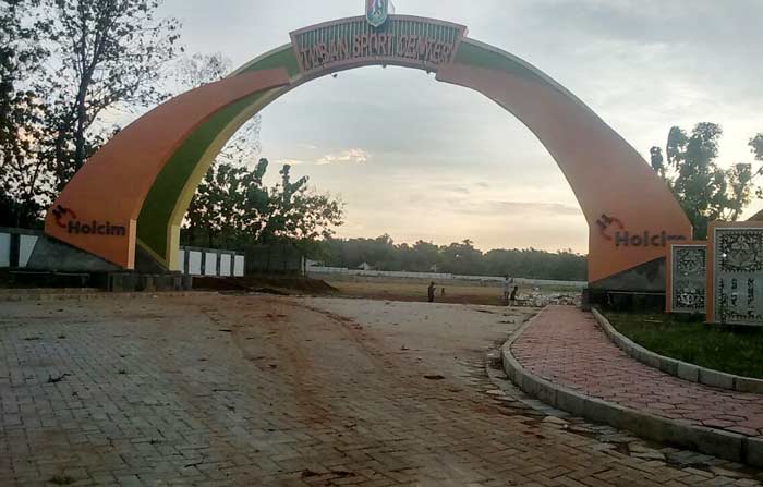 Gerbang Sport Center Tuban.