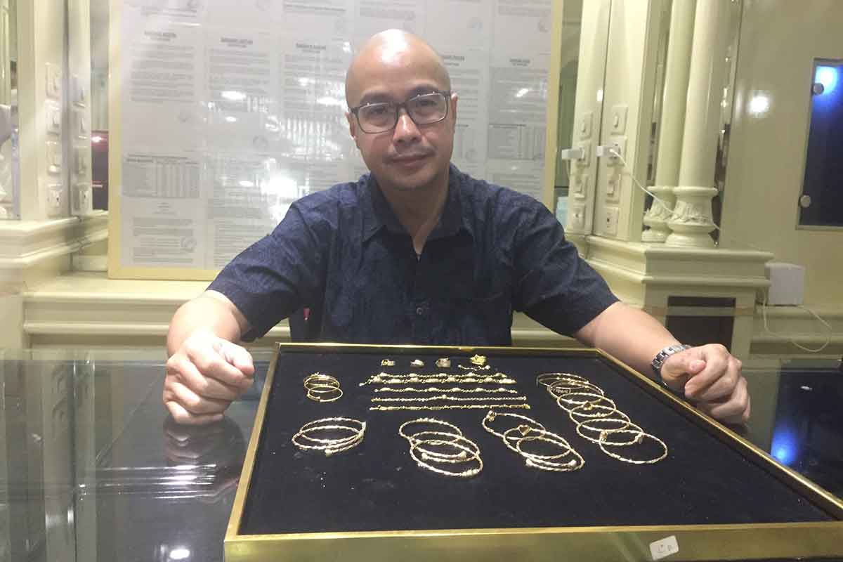 Kuasa hukum Toko Emas Sri Rejeki, Alexander Kurniadi.