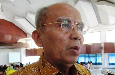 ?Drs Suharto SH MHum, Rektor Ubhara. Foto:nisa/BANGSAONLINE