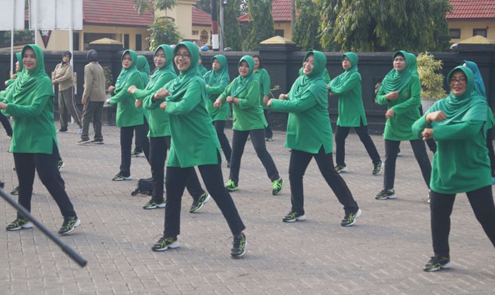 Pertemuan antar Istri Prajurit Kodim Tipe A 0830/Surabaya Utara.