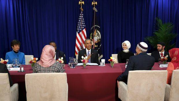 Presiden AS Barack Obama berdialog dengan tokoh muslim di Maryland . Foto: REUTERS/Jonathan Ernst/Detik.com