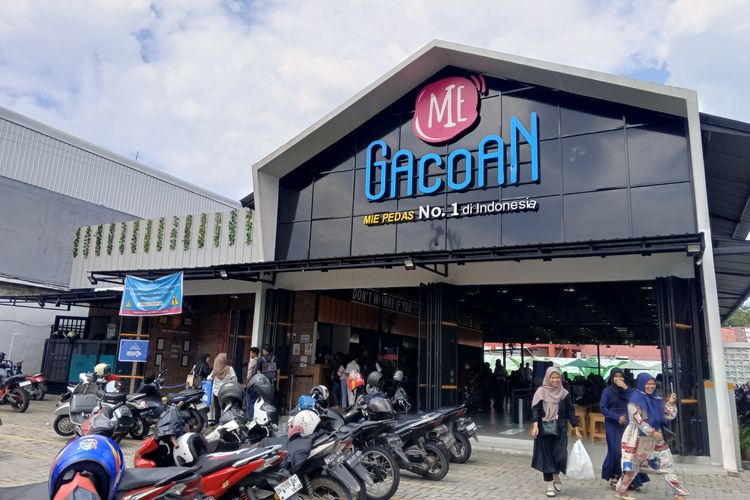 Mie Gacoan.