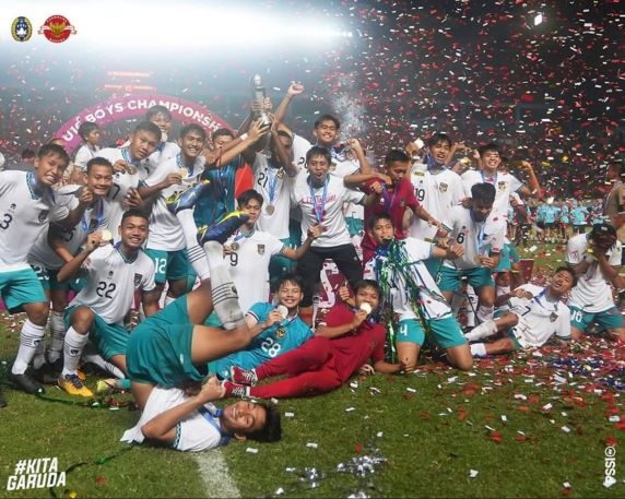 Timnas Indonesia U-16 juara Piala AFF U-16 2022 setelah sukses mengalahkan Timnas Vietnam 1-0 di Stadion Maguwoharjo, Sleman, Daerah Istimewa Yogyakarta, Jumat (12/8). Foto: istimewa