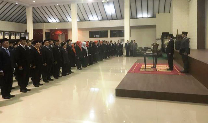 Suasana mutasi pejabat di lingkungan Pemkab Jember, tadi malam.