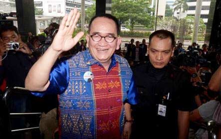 Ruhut Sitompul percaya diri tidak akan dipecat SBY dari Demokrat.