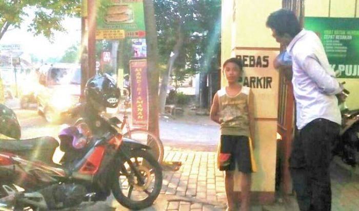 Pemkab Baru Tahu, Reyang si Bocah SD Tukang Lap di Jombang Tak Tersentuh Bantuan