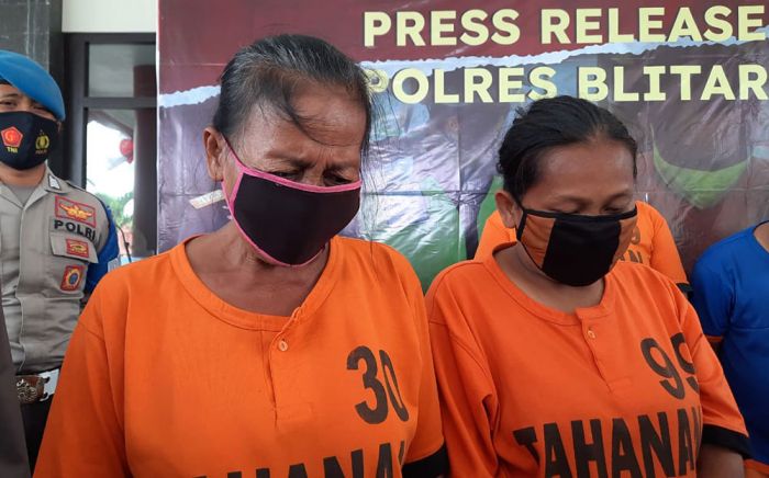 Dua Emak-emak asal Malang Curi Dagangan Toko di Blitar, Kepergok Pemilik