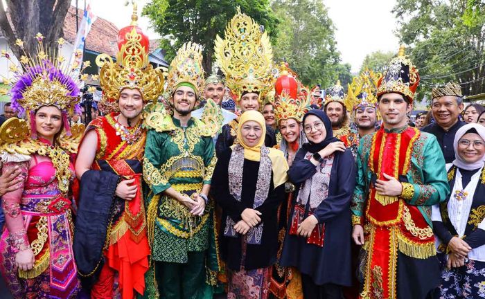 Buka BEC 2025, Gubernur Khofifah: Dampaknya Mendunia Buka BEC 2025, Gubernur Khofifah: Dampaknya Mendunia