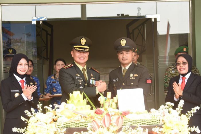 Hadiri Upacara HUT ke-80 TNI, Wali Kota Kediri Sampaikan Apresiasi Sinergi dan Dedikasi