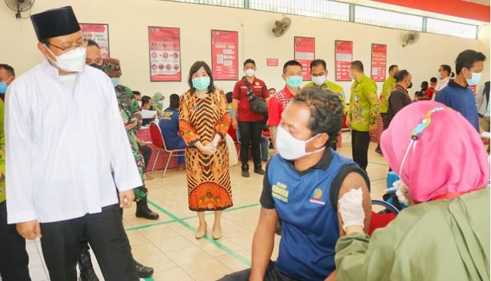 Kota Pasuruan Menuju Level 1, Gus Ipul Gencarkan Vaksinasi untuk Lansia