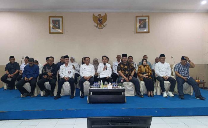 Ambil Kebijakan Parkir Gratis, Bupati Jember akan Evaluasi Penataan Retribusi yang Semerawut Ambil Kebijakan Parkir Gratis, Bupati Jember akan Evaluasi Penataan Retribusi yang Semerawut