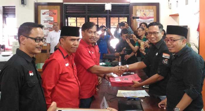 ​DPC PDIP Kota Malang Serahkan Berkas Pendaftaran Parpol ke KPUD
