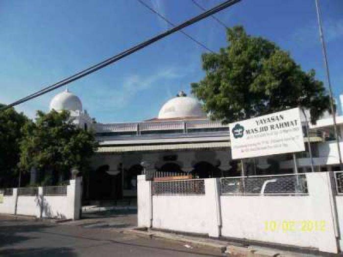 Masjid Rahmat, Dibangun Semalam, Arah Kiblat Langung ke Ka