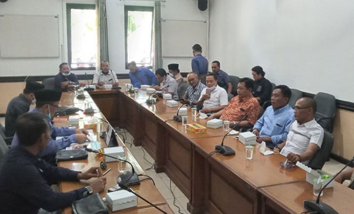 Datangi DPRD Pasuruan, LSM Format Sampaikan 3 Tuntutan Soal Kasus Hajatan Anggota Dewan di Masa PPKM