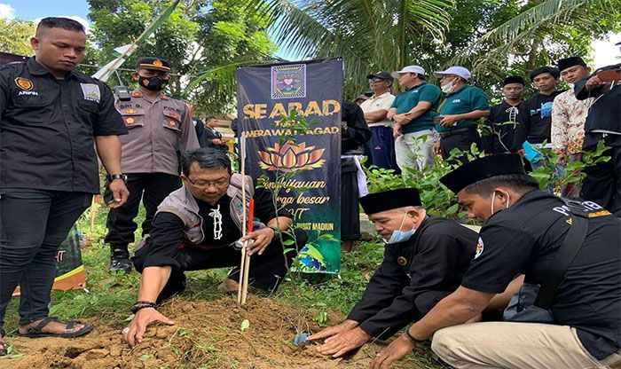Peringati Satu Abad, PSHT se-Madura Raya Gandeng CDK Sumenep Tanam 6.000 Pohon