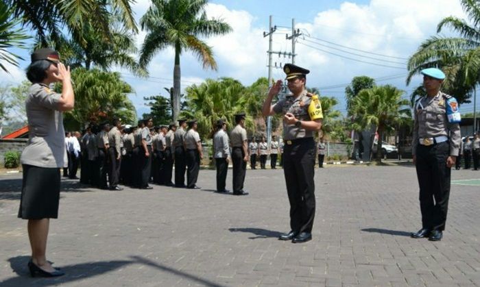 Kapolres Kota Batu Pimpin Sertijab Sejumlah Perwira Kapolres Kota Batu Pimpin Sertijab Sejumlah Perwira