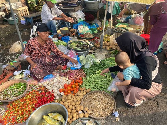 Harga Sembako Jateng: Bawang Merah Rp31.650 per kilo, Cabai Keriting Rp42.050 per kilo