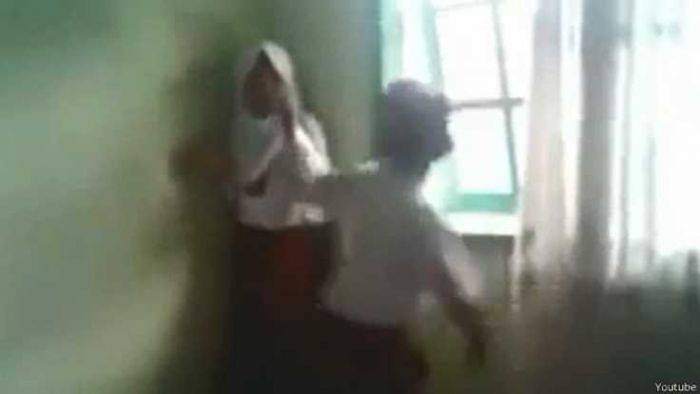 Video Pemukulan Siswi Disoroti
