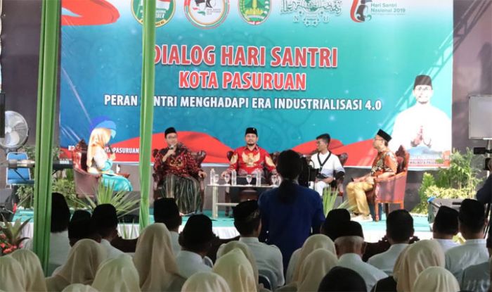 Gelar Dialog Bareng Santri, Plt. Wali Kota Pasuruan Ajak Renungi Peringatan HSN 2019