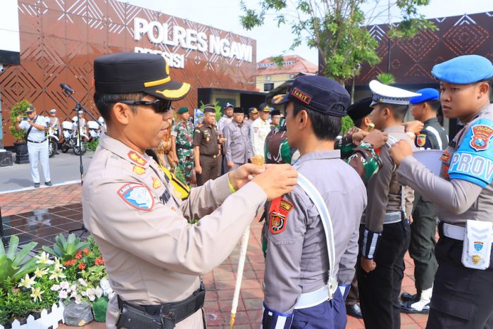   Apel Gelar Pasukan Operasi Lilin Semeru 2024, Polres Ngawi Siagakan 5 Pos di Titik ini