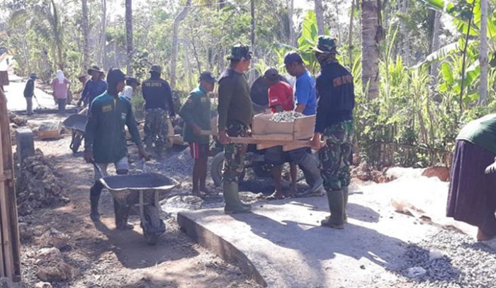 Mimpi Jadi Nyata, ​Beremnisasi Jalan Cor di Kedungsalam Capai 80 Persen