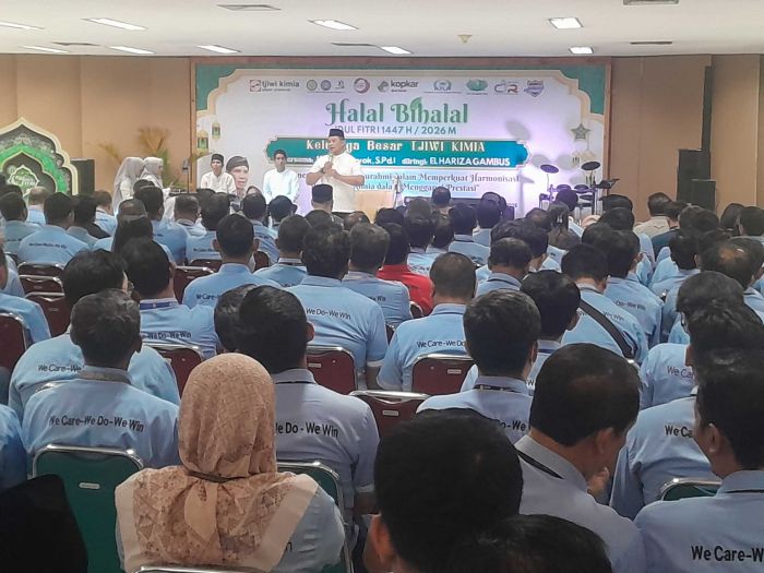 Tjiwi Kimia Gelar Halal Bihalal Kokohkan Kebersamaan Manajemen dan Karyawan