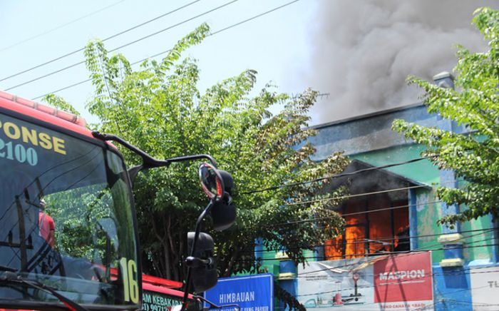 Pasar Tradisional Larangan Sidoarjo Terbakar, 4 Ruko Dilalap si Jago Merah